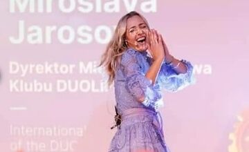 FOTO: Za Miroslavou Jarošovou smútia aj  známe tváre 