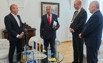 FOTO: Zomrela vodnopólová legenda Ladislav Bottlik