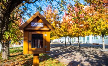 FOTO: Trenčianske Teplice ako z rozprávky, jesenné farby premenili kúpeľné mesto na živú pohľadnicu