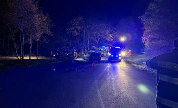 FOTO: Nehoda pri Nitrianskom Pravne uzatvorila cestu 