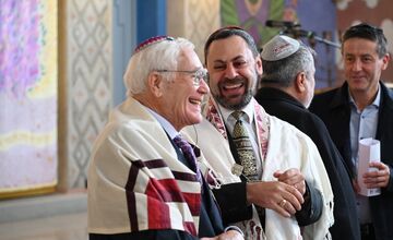 FOTO: Synagóga v Trenčíne je opäť vysvätená 