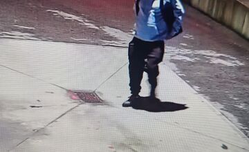 FOTO: V Novákoch horela čerpacia stanica, podpaľača dolapili pri ceste