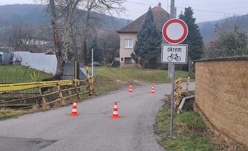 FOTO: Havarijný stav mosta v obci Brodzany 