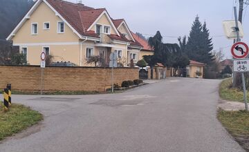 FOTO: Havarijný stav mosta v obci Brodzany 