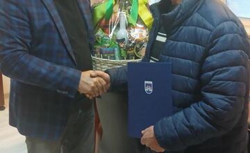 FOTO: Primátor ocenil Ilavčanov, ktorí pri požiari domu riskovali život