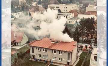 FOTO: Primátor ocenil Ilavčanov, ktorí pri požiari domu riskovali život