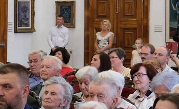 FOTO: Vo veku 89 rokov zomrela obľúbená lekárka obyvateľov Bojníc Elena Nikmonová