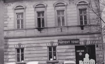 FOTO: Kto dovolil zbúrať historický objekt v srdci Trenčína?