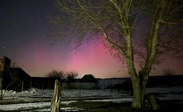 FOTO: Polárna žiara nad Slovenskom rozjasnila oblohu aj v utorok