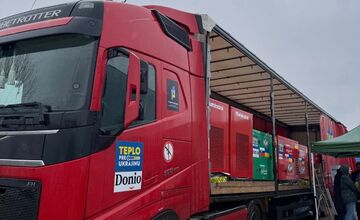 FOTO: Z Trenčína odoslali prvú zásielku generátorov pre Ukrajinu