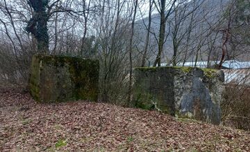 FOTO: V Hornom Srní sa zachovali protitankové zábrany z druhej svetovej vojny