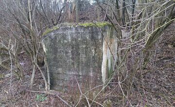 FOTO: V Hornom Srní sa zachovali protitankové zábrany z druhej svetovej vojny