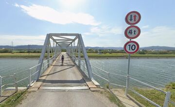 FOTO: Most medzi Dubnicou a Bolešovom uzavrú na viac než štyri mesiace