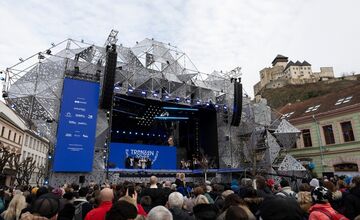 FOTO: Trenčín ako Európske hlavné mesto kultúry 2026 prilákal tisícky hostí