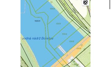 FOTO: V Bolešove predávajú časť priehrady