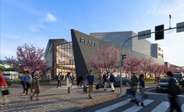 FOTO: Považskú trápi zanedbaný pozemok, ktorý roky hyzdí centrum mesta