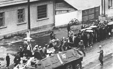 FOTO: Považskobystričania spomínajú na okupáciu mesta v roku 1968