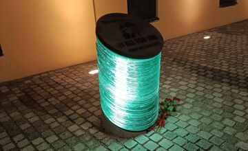 FOTO: Trenčín si uctí pamiatku Jána Kuciaka a Martiny Kušnírovej