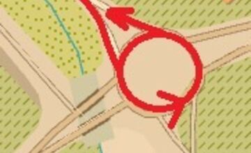 FOTO: Stará Turá upozorňuje vodičov na nebezpečné parkovanie