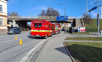 FOTO: Hasiči zasahovali pri dopravnej nehode v Trenčíne