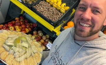 FOTO: Dalibora z Prievidze pomohol žene v lietadle a získal výhodu