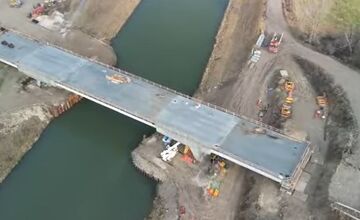 FOTO: Bierovské mosty konečne stoja, obyvatelia sa nevedia dočkať hotového úseku 