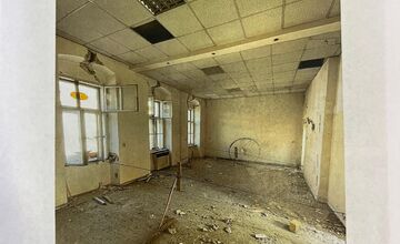 FOTO: Majiteľ vyvracia tvrdenia, že zbúral Národnú kultúrnu pamiatku 