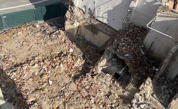 FOTO: Majiteľ vyvracia tvrdenia, že zbúral Národnú kultúrnu pamiatku 