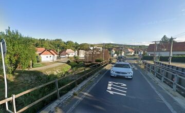 FOTO: Zrútila sa časť mostu v Opatovciach nad Nitrou 