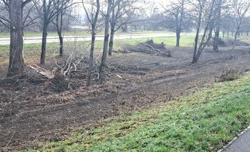FOTO: V rekreačnej oblasti Zelená voda prebieha razia enviropolície 