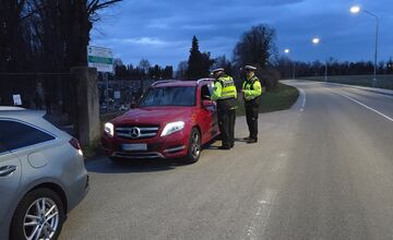 FOTO: Policajná kontrola odhalila 117 priestupkov