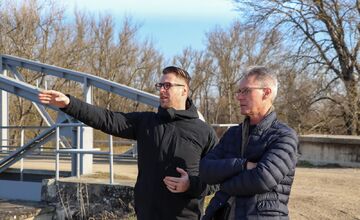 FOTO: Práce na cyklomagistrále medzi Nemšovou a Trenčínom napredujú rýchlym tempom 
