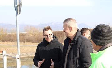 FOTO: Práce na cyklomagistrále medzi Nemšovou a Trenčínom napredujú rýchlym tempom 