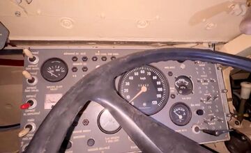 FOTO: Mladí youtuberi narušili bezpečnosť v dubnickej zbrojovke