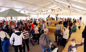 FOTO: Záhradkársky veľtrh v Trenčíne