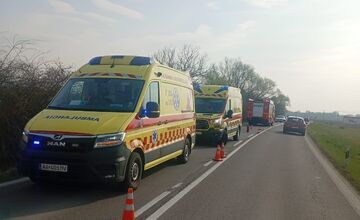 FOTO: Dopravná nehoda medzi obcou Nedožery-Brezany a mestom Prievidza