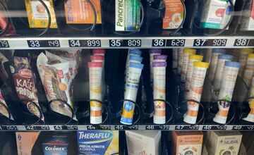 FOTO: Automat na lieky v Novom Meste nad Váhom