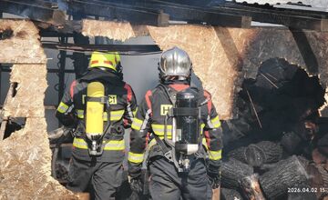 FOTO: V Brunovciach došlo k požiaru jednoduchej stavby, potrebný bol zásah hasičov