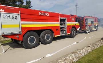 FOTO: V Brunovciach došlo k požiaru jednoduchej stavby, potrebný bol zásah hasičov