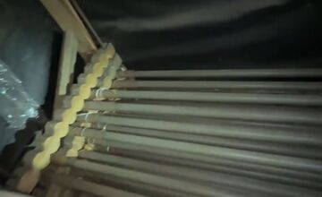 FOTO: Youtuber odhalil nedostatočné zabezpečenie zbrojovky v Dubnici