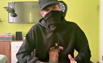 FOTO: Youtuber odhalil nedostatočné zabezpečenie zbrojovky v Dubnici