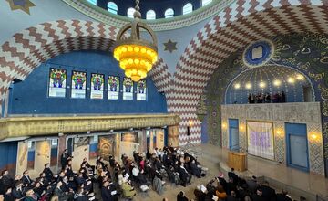 FOTO: Trenčianska synagóga sa dostala na poštovú známku