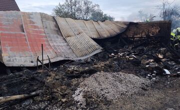 FOTO: Hasiči zasahovali pri požiari v okrese Partizánske