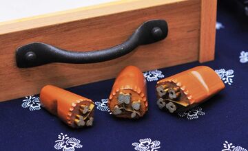 FOTO: Bratia Trnkovci obnovujú v Púchove tradíciu modrotlače