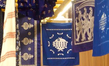 FOTO: Bratia Trnkovci obnovujú v Púchove tradíciu modrotlače