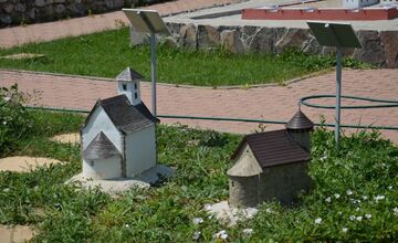 FOTO: Park miniatúr v Podolí