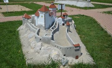 FOTO: Park miniatúr v Podolí