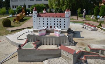 FOTO: Park miniatúr v Podolí
