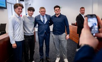 FOTO: Robert Fico v Trenčíne