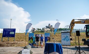 FOTO: Vážska cyklomagistrála sa rozšíri o moderný úsek